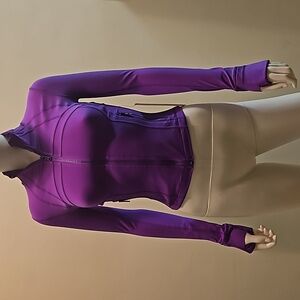 NWT lululemon define cropped jacket